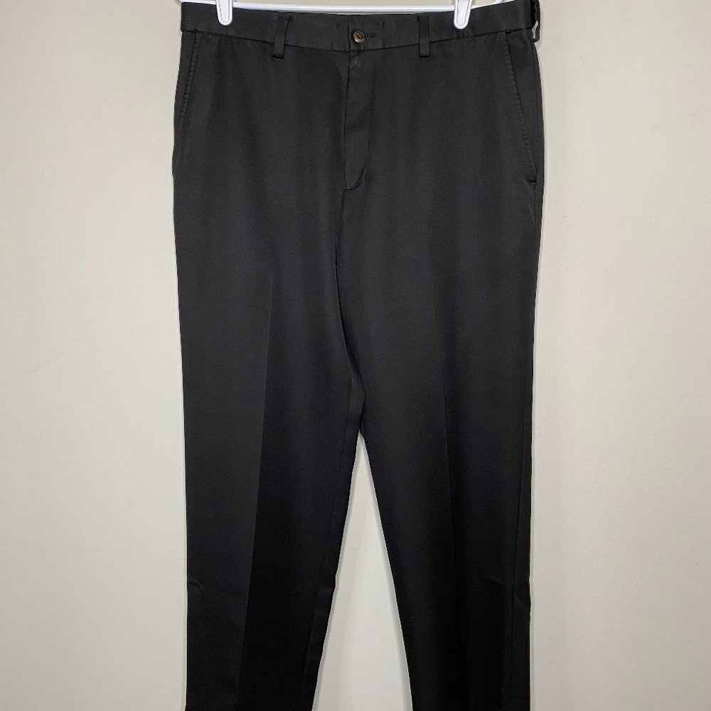 Haggar Dress Pants Men's 34 x 30 Mid Rise Straight Fit Black Business Office